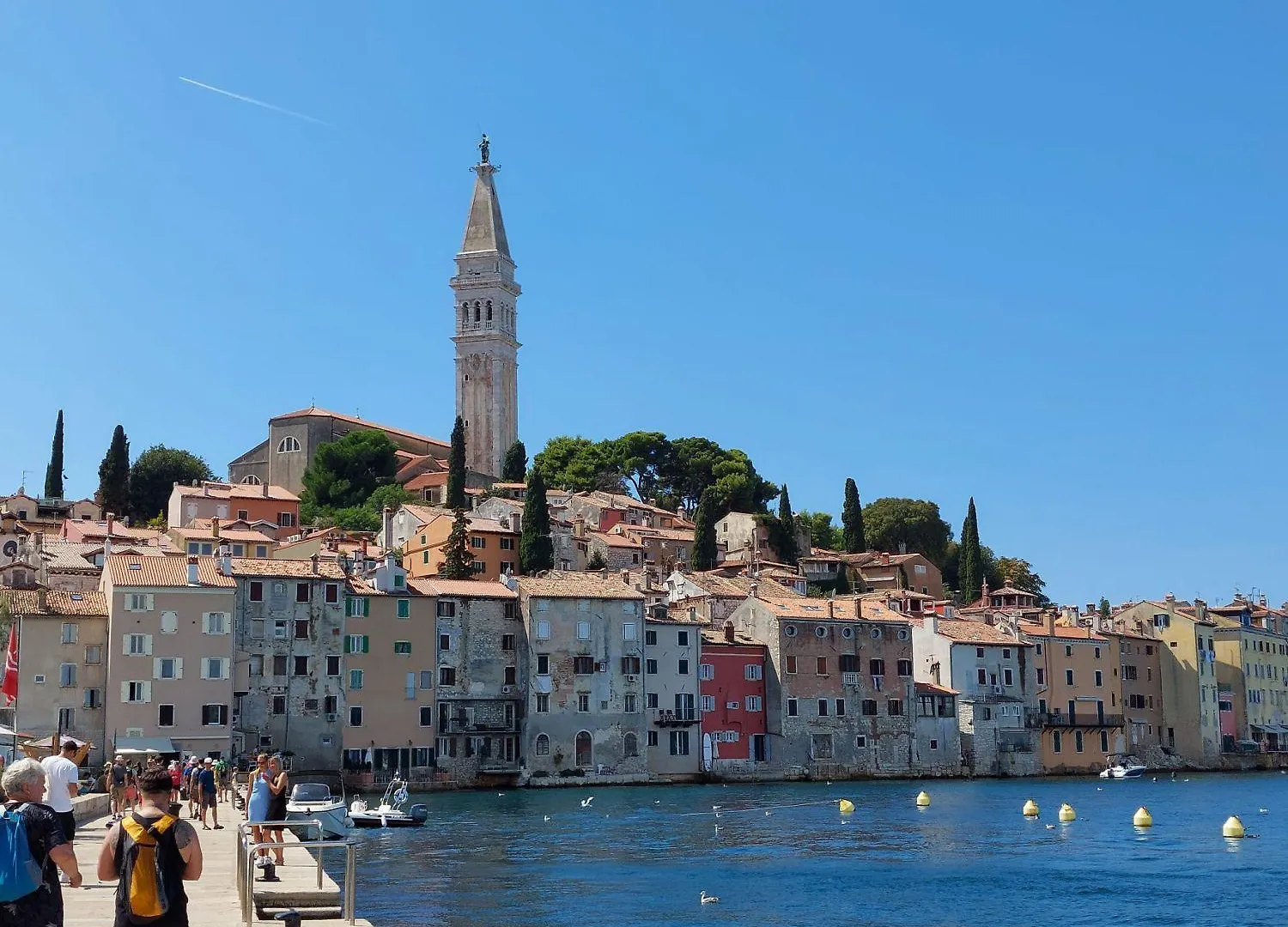 Helles Apartment Nur 20 Minuten Zum Strand Mit 2 Terrassen Rovinj