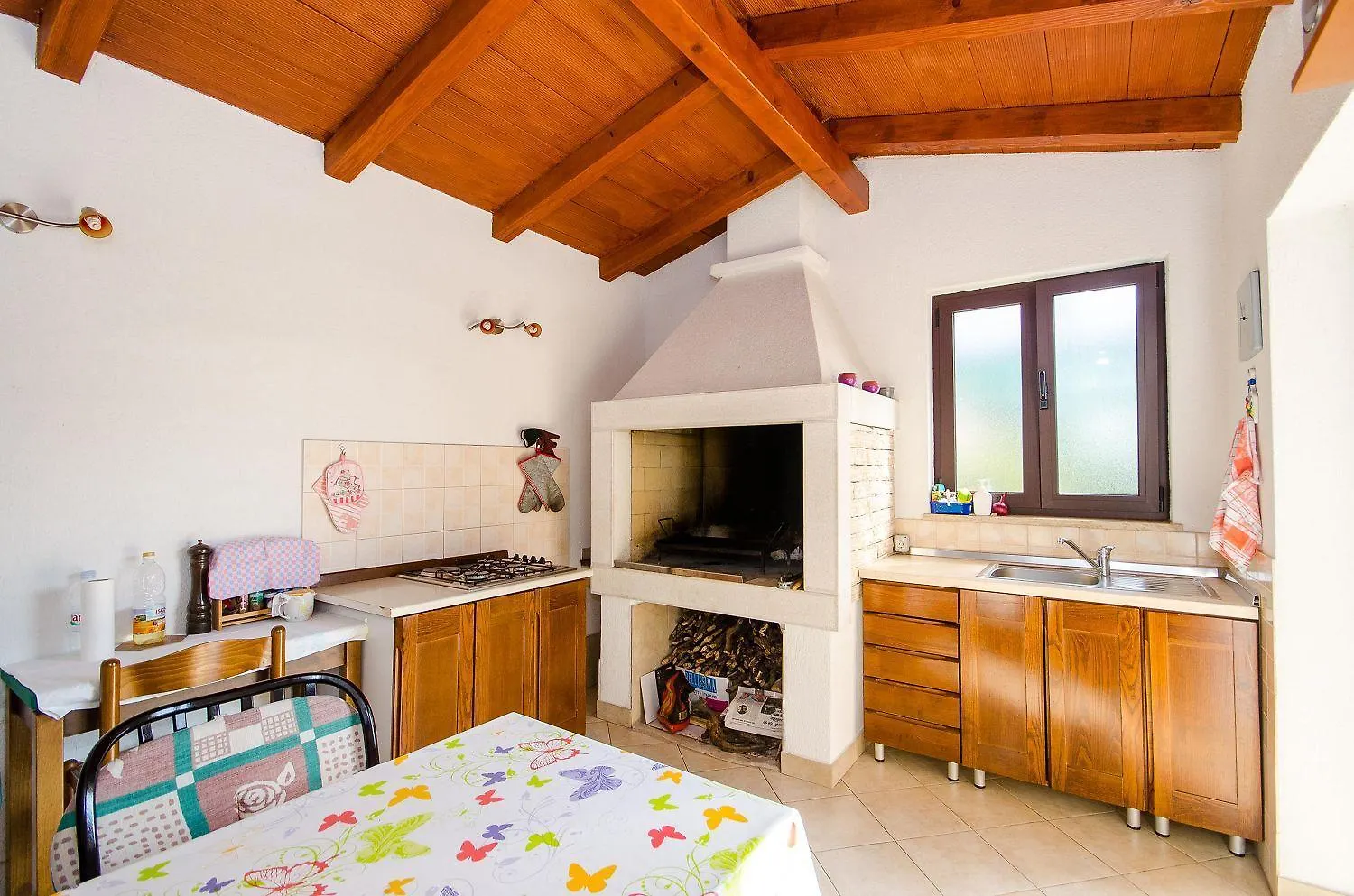 Helles Apartment Nur 20 Minuten Zum Strand Mit 2 Terrassen Rovinj